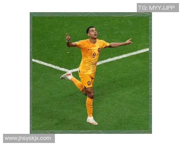 足球明星颁奖礼盛典回顾与精彩瞬间分享尽显荣耀与激情